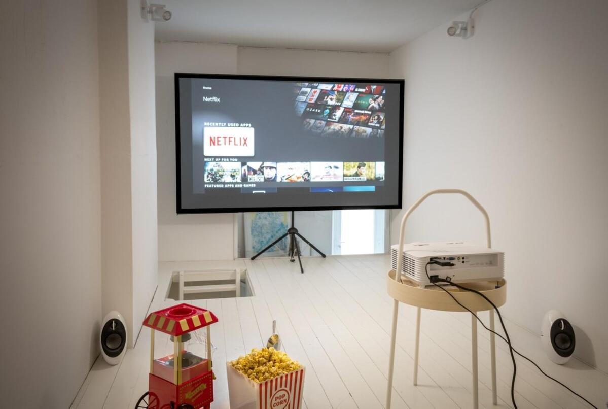 Central Apartment With Home Cinema And Fireplace Berlin Exterior photo